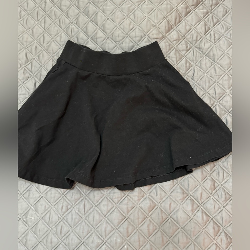 - EUC- barely worn Nordstrom skater skirt